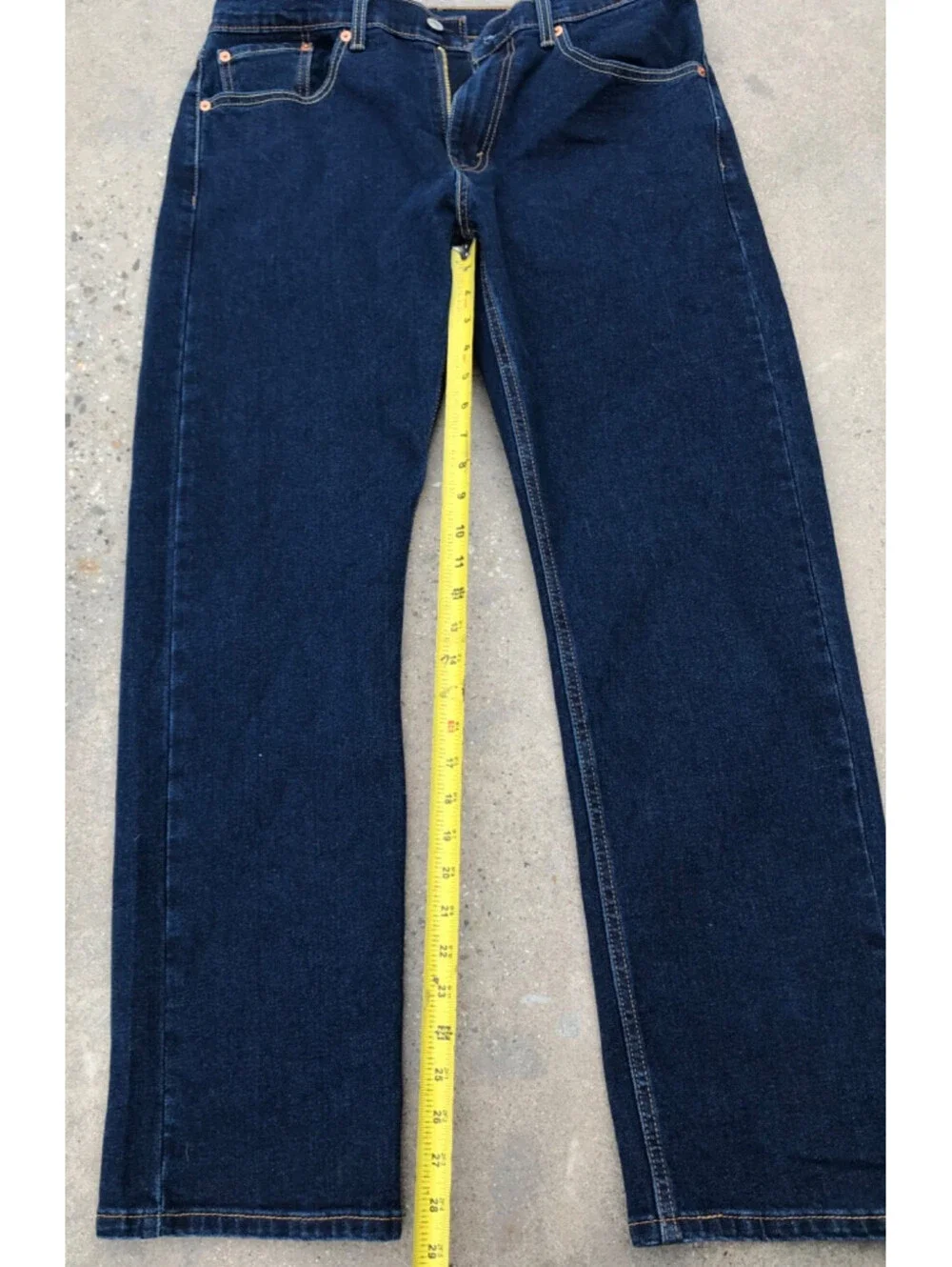 Levis 505 Jeans Mens 32x30 Dark Blue Denim Straight Leg Medium Wash Great Shape
